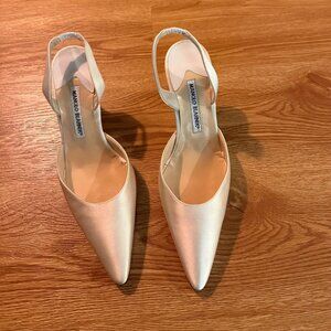 Manolo Blahnik Ivory Satin Slingback Heels – Pointed Toe
